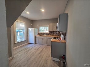 133 N Fulton St in Auburn, NY - Building Photo - Building Photo