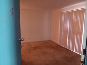 32 Woodglen Apartment, Unit B 17 in Arnold, MO - Building Photo - Building Photo