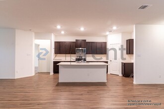 21417 Bird Wing Dr in Pflugerville, TX - Building Photo - Building Photo