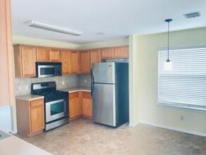 1905 Jesse Owens Dr in Austin, TX - Building Photo - Building Photo