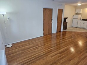 545 Howell Ave, Unit 7 in Cincinnati, OH - Foto de edificio - Building Photo