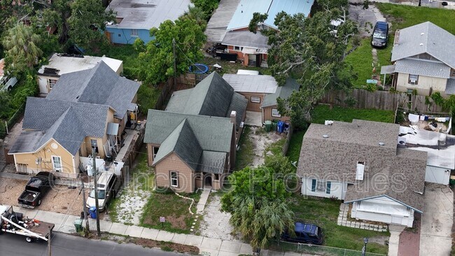 1510 10th St W in Bradenton, FL - Building Photo - Building Photo