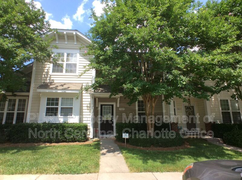 5009 Sunset Ridge Ct in Charlotte, NC - Building Photo