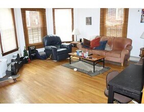 5 Oswald St in Boston, MA - Building Photo - Building Photo