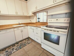 2700 Fiore Way in Delray Beach, FL - Building Photo - Building Photo