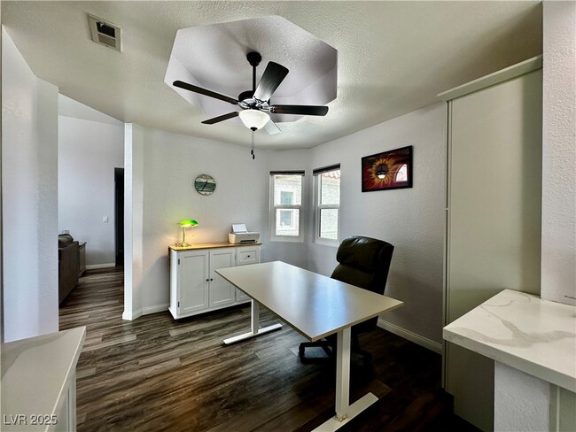 41 Stone Cress Dr in Henderson, NV - Building Photo - Building Photo