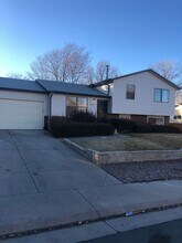 2567 S Dillon St in Aurora, CO - Building Photo - Building Photo