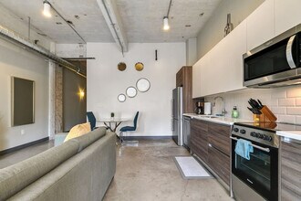 500 S Ervay St in Dallas, TX - Building Photo - Building Photo