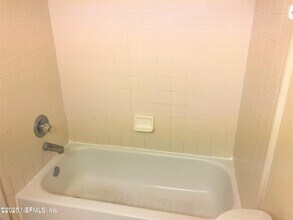 9335 Genna Trace Trail in Jacksonville, FL - Building Photo - Building Photo