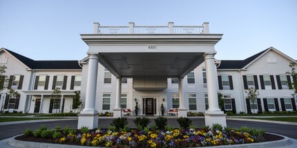 Traditions at Brookside in McCordsville, IN - Foto de edificio - Building Photo