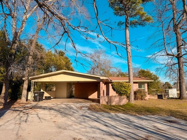 property at 1608 McCann Rd