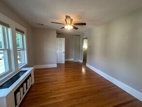 19 Newland Rd in Arlington, MA - Building Photo - Building Photo