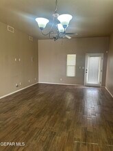 14406 Loma Chica in El Paso, TX - Building Photo - Building Photo
