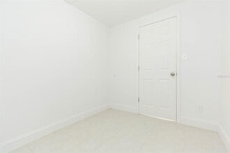 118 W Sligh Ave in Tampa, FL - Building Photo - Building Photo