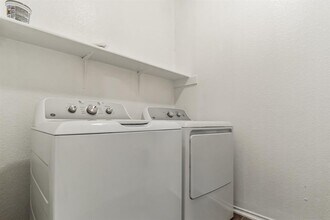 1029 Brighton Pl in Round Rock, TX - Building Photo - Building Photo