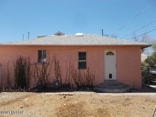 property at 804 N Perry Ave