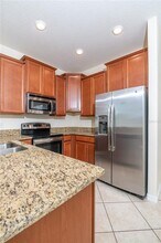 12009 Greengate Dr in Hudson, FL - Building Photo - Building Photo