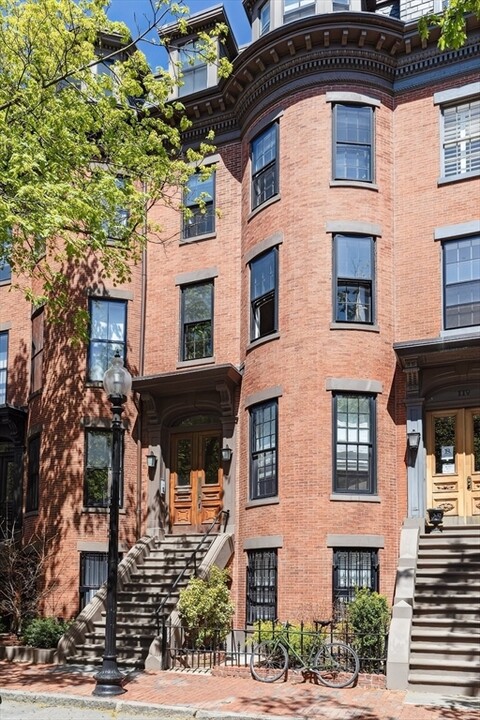 121 Pembroke St, Unit 3 in Boston, MA - Foto de edificio