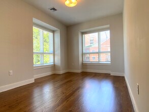14 Everett St, Unit 201 in Boston, MA - Building Photo - Building Photo