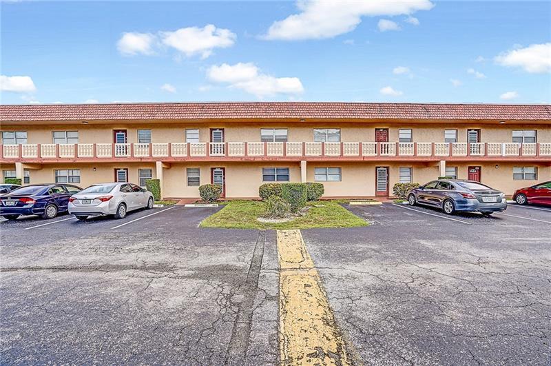 9374 SW 3rd St, Unit 701 in Boca Raton, FL - Building Photo