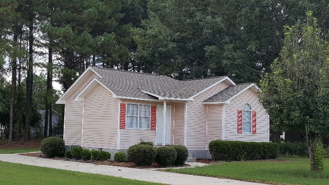 608 Windcrest Dr in Dublin, GA - Building Photo - Building Photo