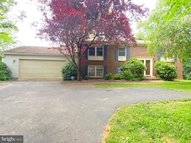 12676 Magna Carta Rd