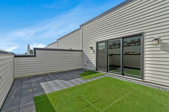 1884 Easterly Rd in Reston, VA - Building Photo - Building Photo