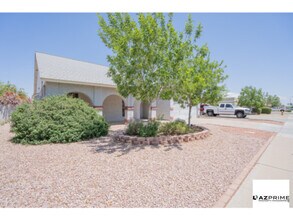 1302 W Marlboro Dr in Chandler, AZ - Building Photo - Building Photo