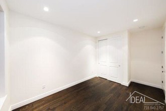 31 Linden St in Brooklyn, NY - Building Photo - Building Photo