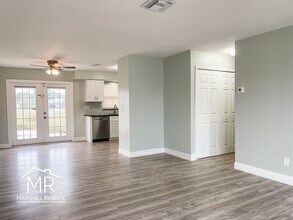 1215 NE 8th Terrace in Cape Coral, FL - Building Photo - Building Photo