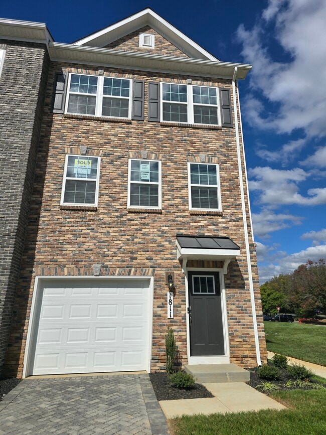 property at 601 W Jubal Early Dr