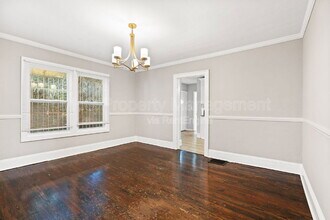 76 Burbank Dr NW in Atlanta, GA - Building Photo - Building Photo