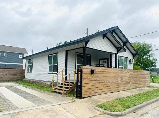 property at 2404 Burkett St.