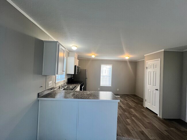 3514 Sally Mae Terrace in Lansing, MI - Building Photo - Building Photo