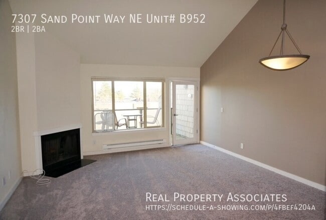 7307 Sand Point Way NE in Seattle, WA - Building Photo - Building Photo
