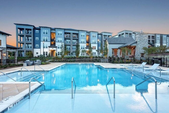 Avery at Turkey Creek in Knoxville, TN - Building Photo - Building Photo