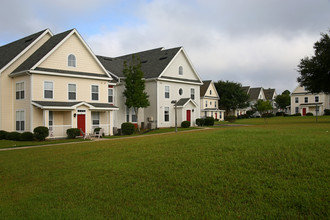 Twin Oaks at Southwood in Tallahassee, FL - Foto de edificio - Building Photo