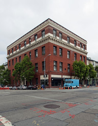 115 Valencia St in San Francisco, CA - Foto de edificio - Building Photo