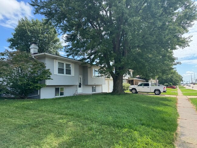 4125 Utica Ridge Rd