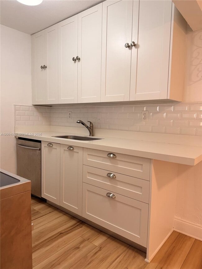 property at 10834 N Kendall Dr