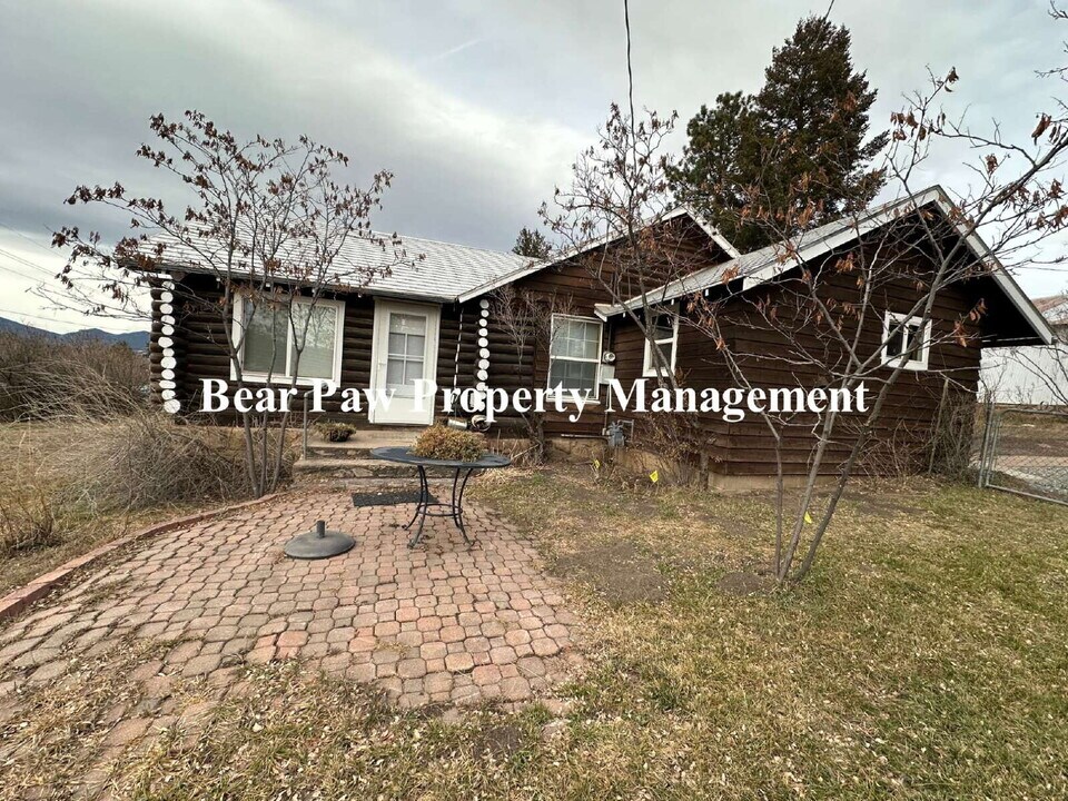 6895 Marshmerry Ln in Evergreen, CO - Building Photo