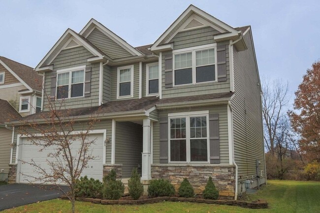 8475 Haleigh Woods Dr in Columbus, OH - Building Photo - Building Photo