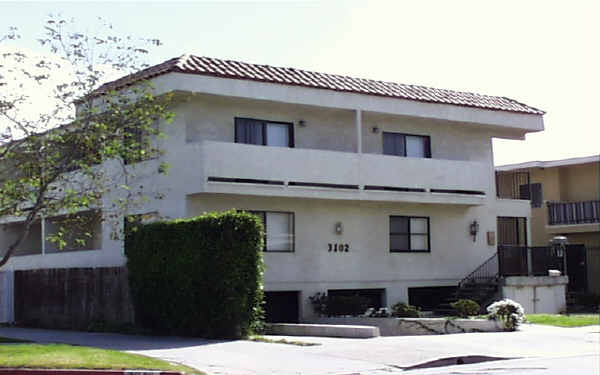 3102 Bagley Ave in Los Angeles, CA - Building Photo - Building Photo