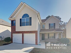 5876 Colonnade Dr in Rex, GA - Building Photo - Building Photo