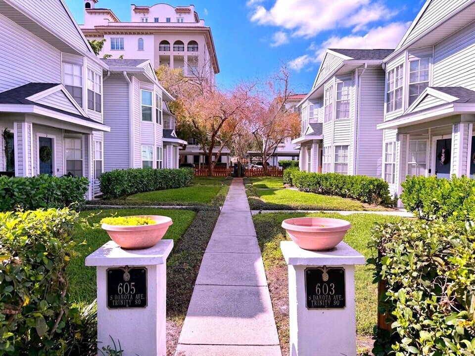 603 S Dakota Ave in Tampa, FL - Building Photo