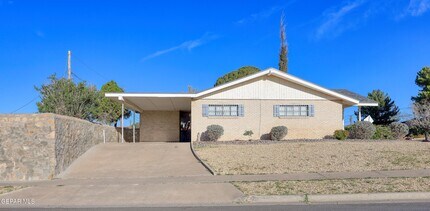6200 Palo Alto Ave in El Paso, TX - Building Photo - Building Photo
