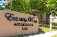 Encanta Villa Apartments in San Antonio, TX - Foto de edificio - Building Photo