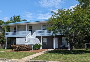 3238 Redwood Ln in Gulf Breeze, FL - Building Photo