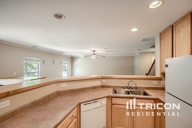 1984 Dove Creek Cir in Loveland, CO - Building Photo - Building Photo