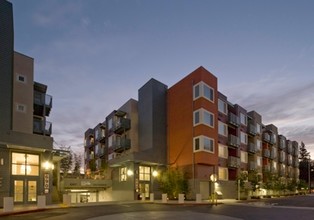 Fair Oaks Plaza in Sunnyvale, CA - Building Photo - Building Photo